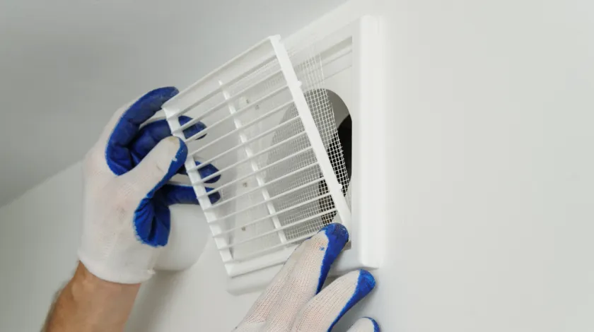 Plaatsing van een ventilatierooster voor een intern circulatiesysteem.